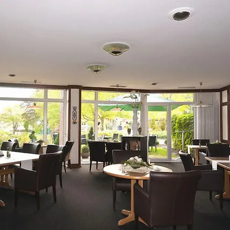 豪斯德国克罗恩酒店 酒店 3*