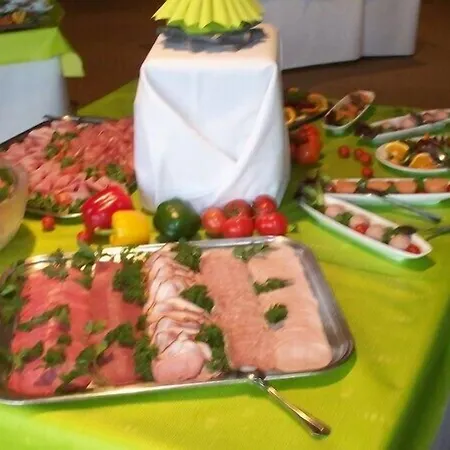 豪斯德国克罗恩酒店