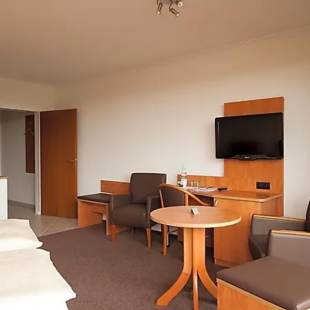Haus Deutsch Krone Hotel 3*