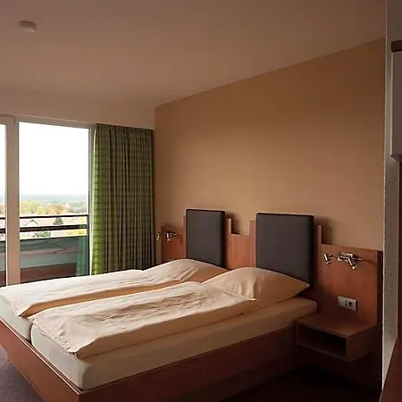 Hotel Haus Deutsch Krone 3*