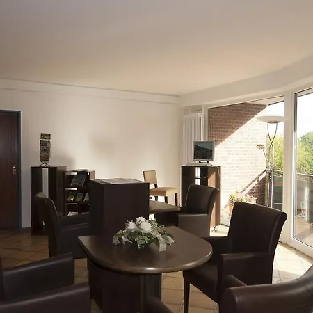 豪斯德国克罗恩酒店