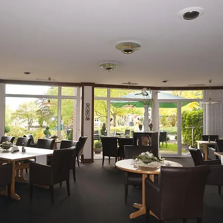 豪斯德国克罗恩酒店